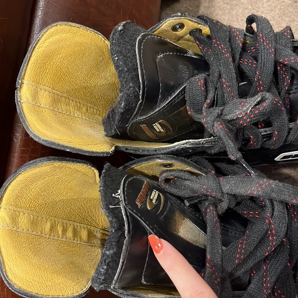 SOLD Mens Bauer Supreme 4000 Skates Sz 12 - Picture 3 of 8